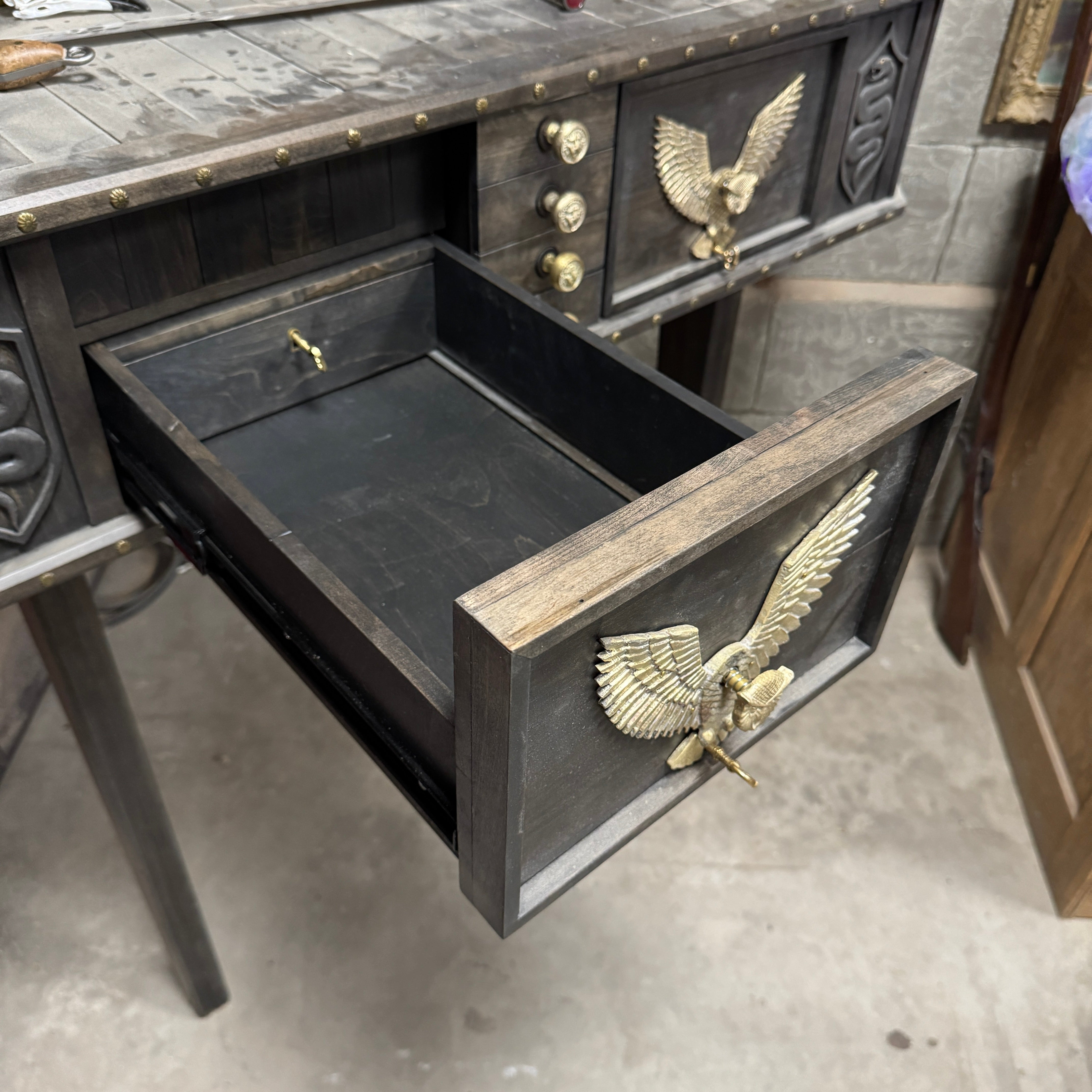The Philosopher Desk
