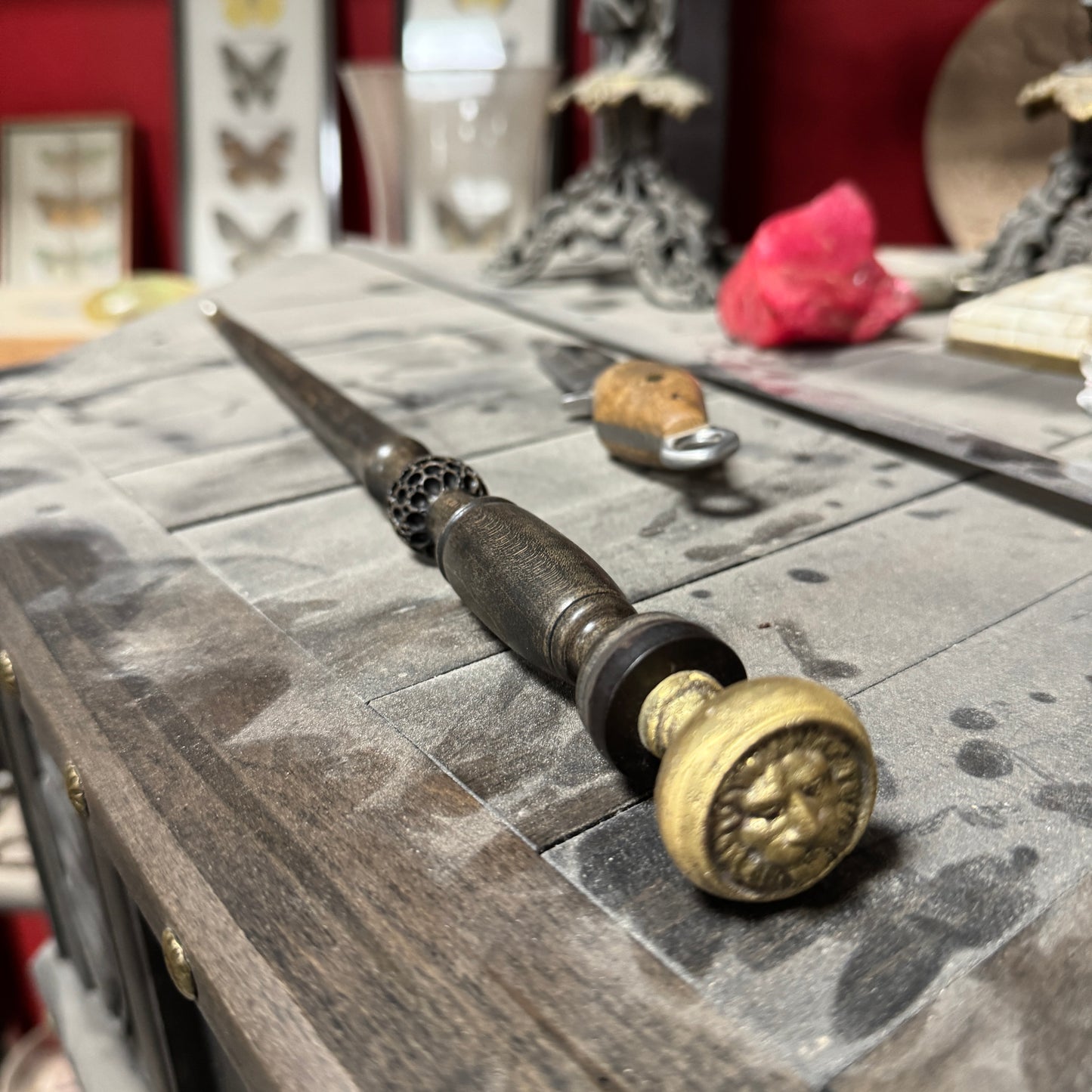 The Philosopher Desk